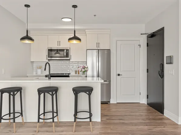 4755 Walker Rd, Windsor, ON