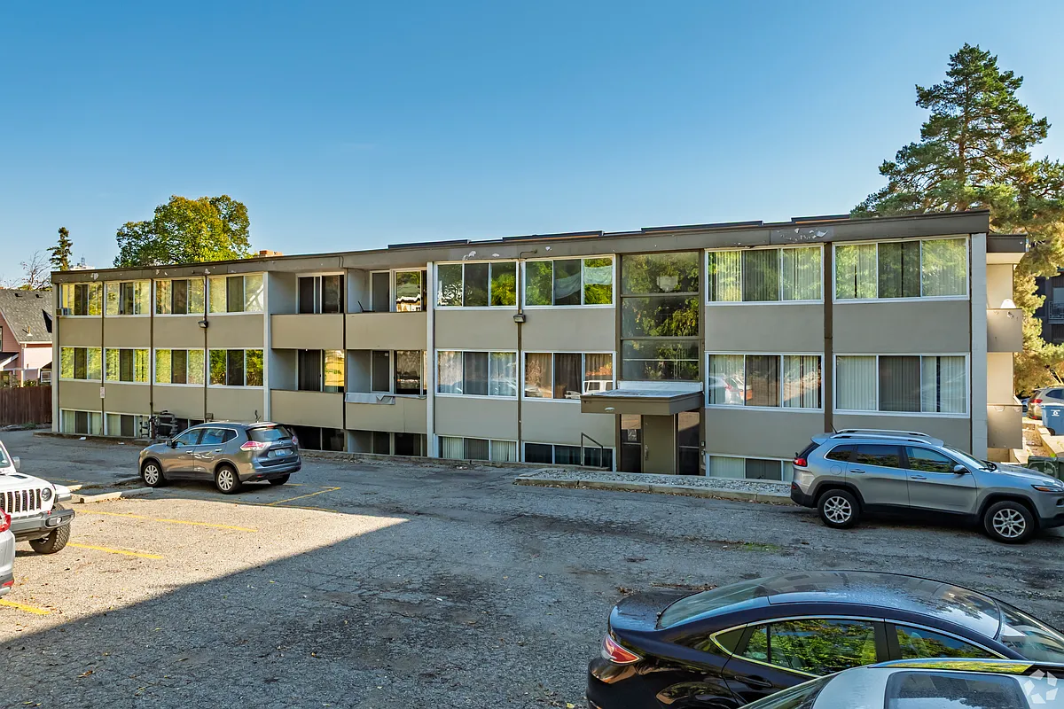 Building Photo - 912 Brown St #321