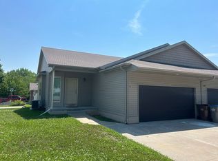 6920 N 15th St, Lincoln, NE 68521