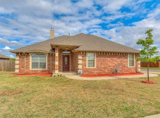 3020 Brookstone Lakes Dr Yukon OK 73099 Zillow