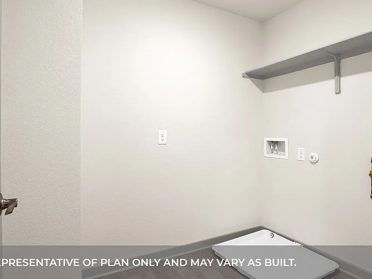 105 Folsom St — Photo 16