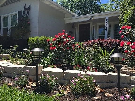 Front landscaping