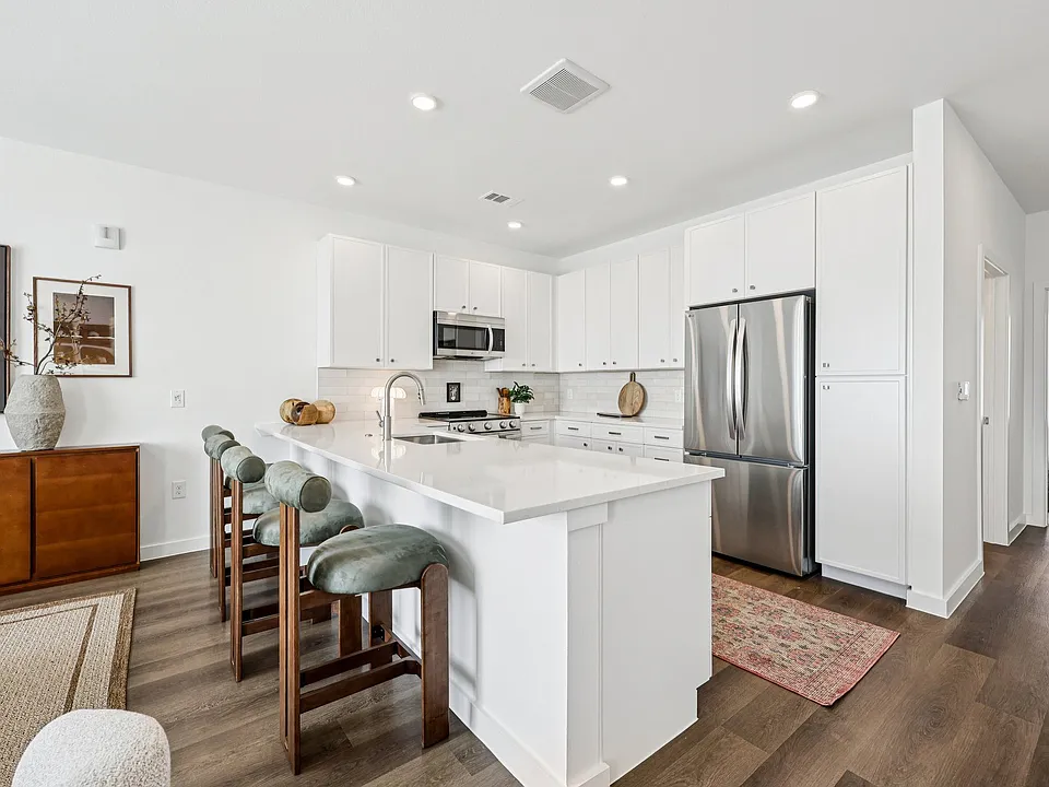 Crestview Townhomes
