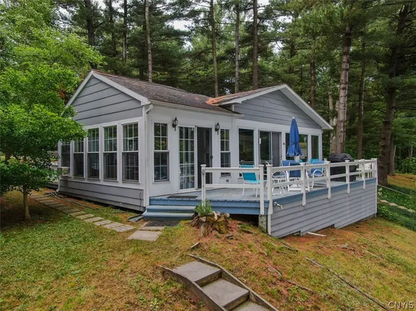 9297 Shady Shores Rd, Clayton, NY 13624