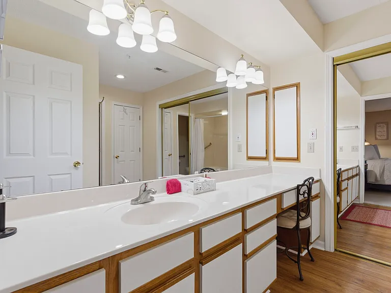 350 S Wildwood Dr #19 — Photo 14