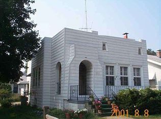 1623 E Oakland Ave, Bloomington, IL 61701