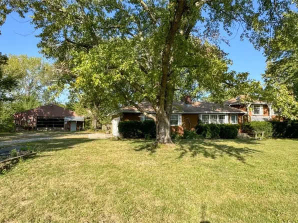 3222 SW Pryor Rd, Lees Summit, MO 64082