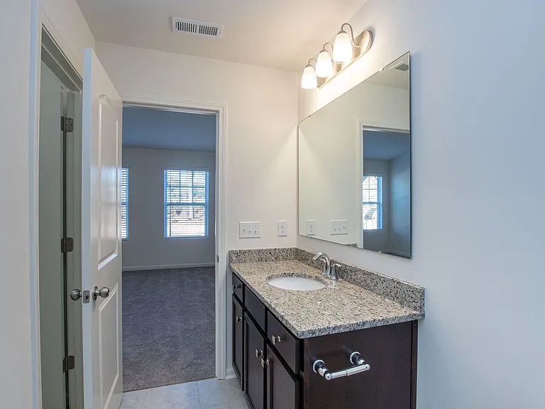 13823 Clayborn St — Photo 17