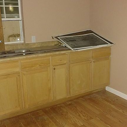 4th image of 618 N 16th St