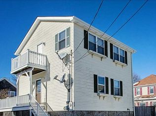 52 Cottage Ave, Portsmouth, RI 02871