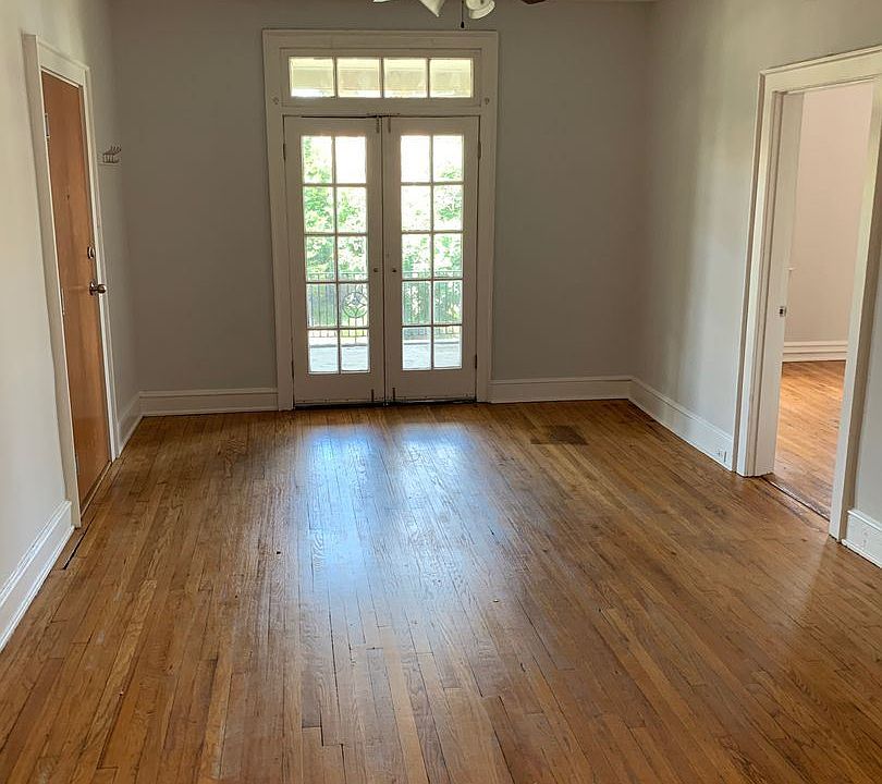 1st image of 1107 W Grace St APT 9