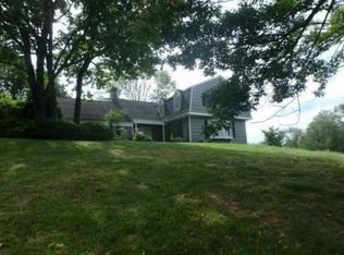 16 Fenview Rd, Gillette, NJ 07933