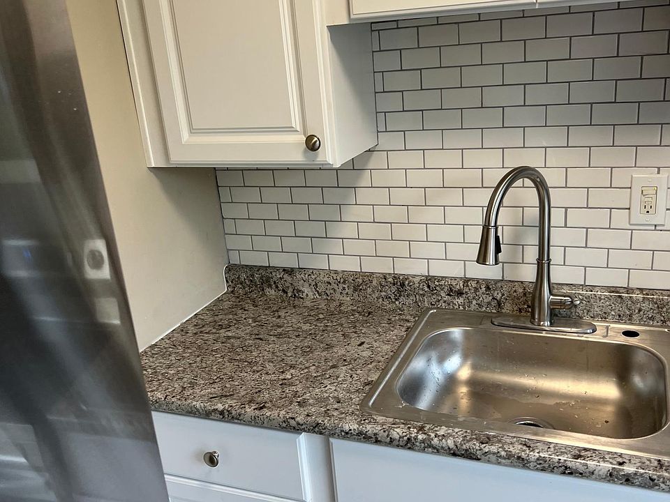 1st image of 22651 Fox Ave APT G