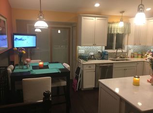 1225 Appleton Ln, Geneva, IL 60134