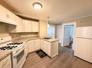 96 Prospect St #1F, Manchester, NH 03104