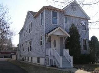 1218 Oakton St, Evanston, IL 60202