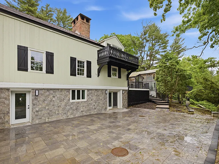 1 Tulip Tree Ln — Photo 6