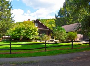 285 Paradise Ln, Guys Mills, PA 16327