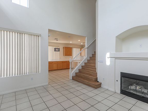 5th image of 7538 Alexander Hills St