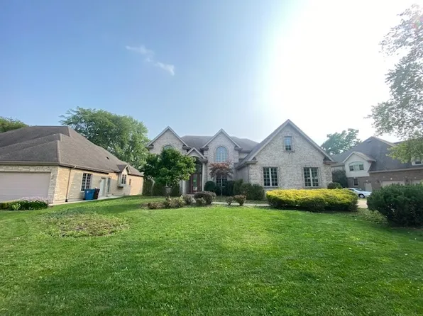 313 Pinehurst Dr, Palos Heights, IL 60463