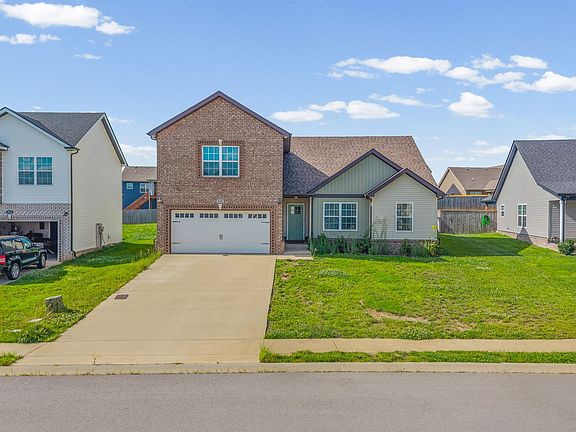 4th image of 386 Dugger Dr