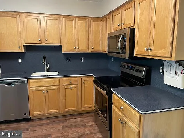 1117 Wildpark Ave — Photo 10