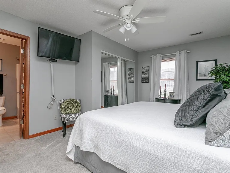 4300 W Brookview Ter — Photo 4