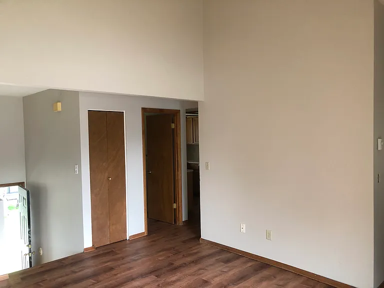 227 S 18th Ave #8 — Photo 13