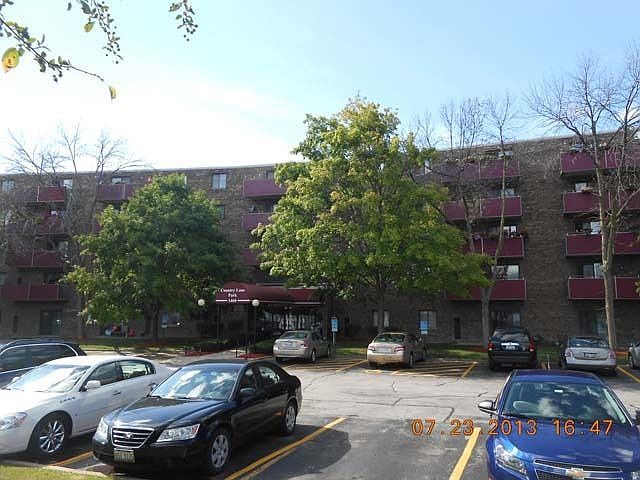 1st image of 1460 Fairlane Dr APT 118