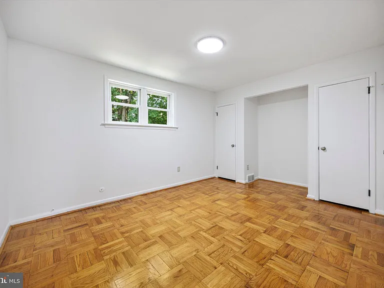 348 Ripka St #2 — Photo 9