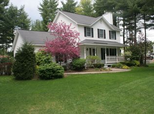 3 Hampton Ct, Queensbury, NY 12804