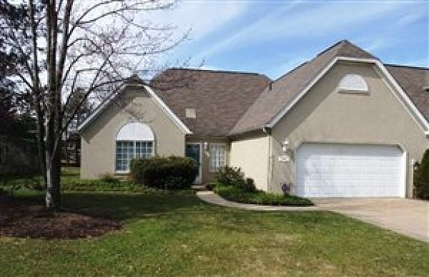 1st image of 10392 W Cobblestone Ln
