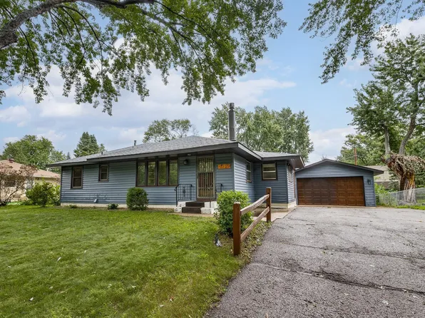 11235 Olive St NW, Coon Rapids, MN 55448