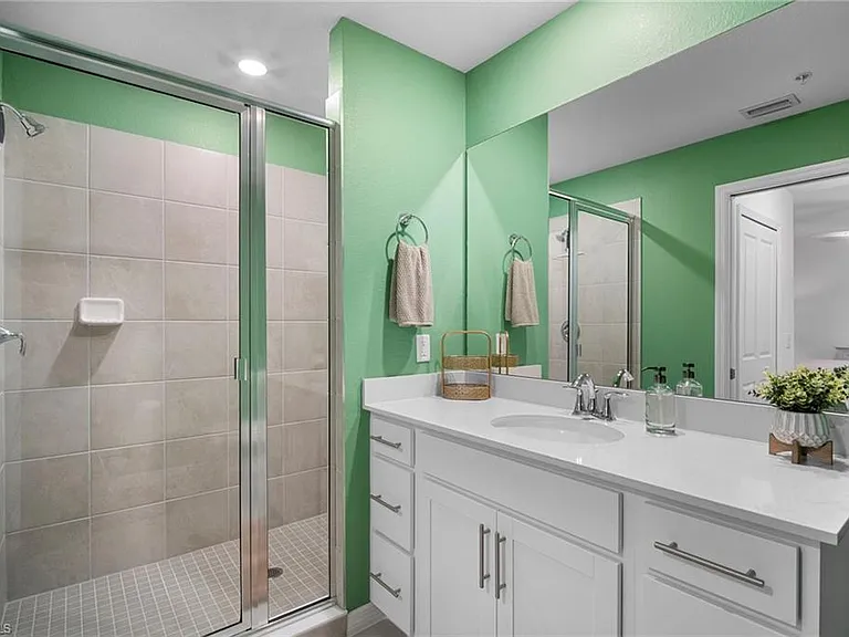 15285 Green Acres Ave #433 — Photo 31