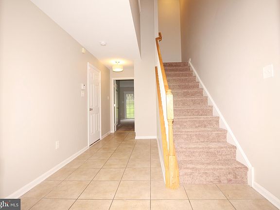 2nd image of 171 Acorn Dr