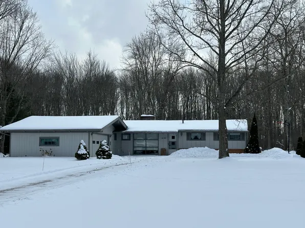 36080 Timberlane Dr, Solon, OH 44139