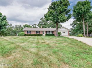 500 Central School Ln, Jefferson City, MO 65101