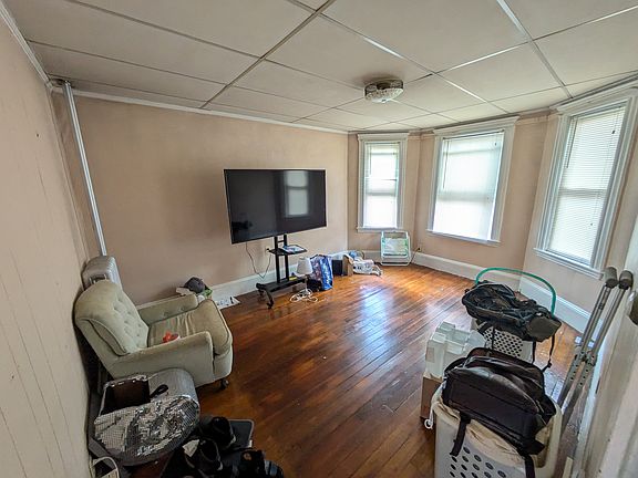 2nd image of 104 Conwell Ave #1
