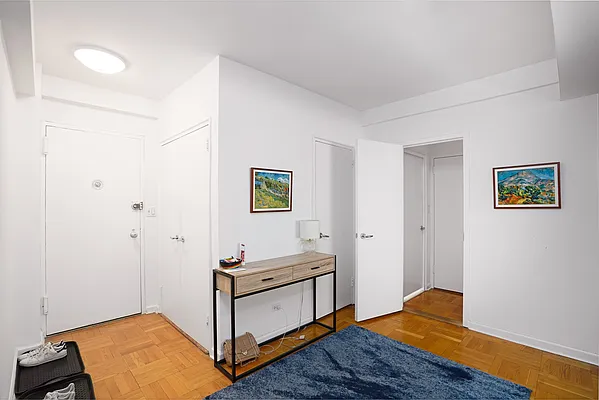 Rented by Shany Landmarks LLC | media 6