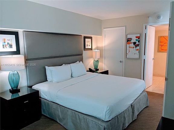 4th image of 2670 E Sunrise Blvd #523