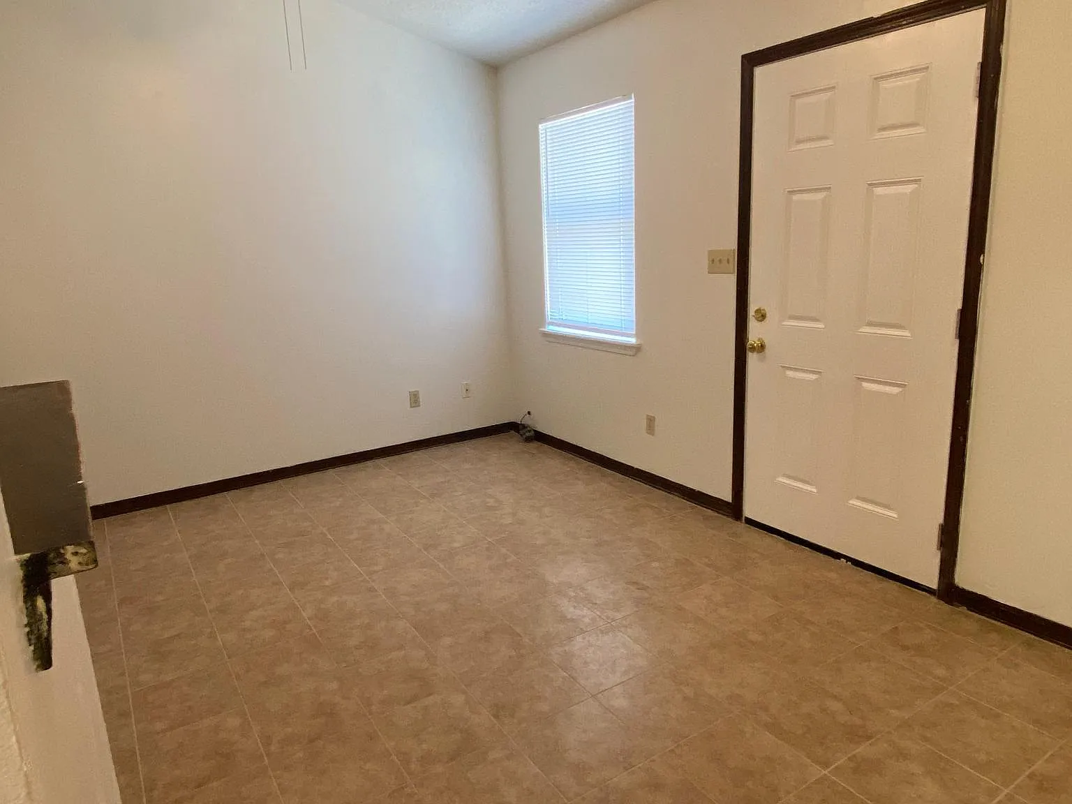 463 Stara Circle — Photo 3