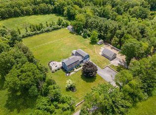 17 Town Farm Rd, Sutton, MA 01590
