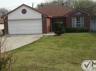 5174 Meadow Ct, Fort Worth, TX 76112