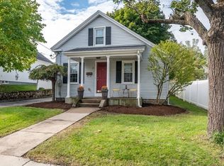 17 Worsted St, Franklin, MA 02038