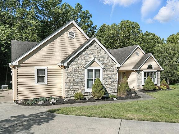 2nd image of 9738 Bennington Dr
