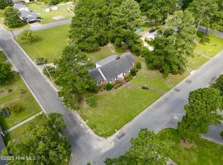 901 School Drive, Williamston, NC 27892