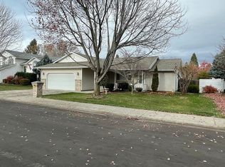 1527 Quail Run Dr, Lewiston, ID 83501