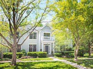 610 Rosewood Ave, Winnetka, IL 60093