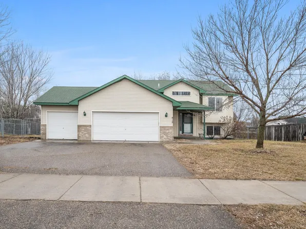 412 15th Ave S, Princeton, MN 55371