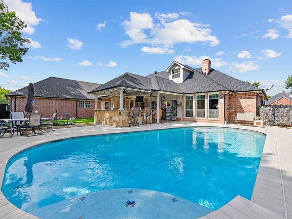 5th image of 2505 Inverrary Dr